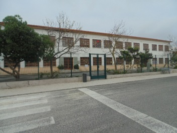 Primeira Escola Fazendas de Almeirim